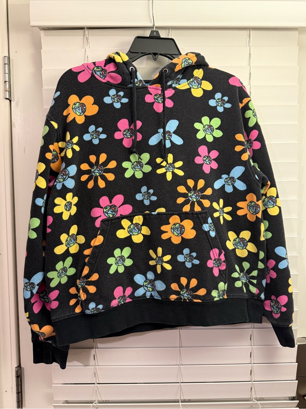 Black Floral Print Hoodie Sweatshirt with Multicolor Flowers